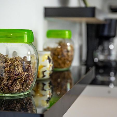 E-M Apartments With Private Pool 빈쿠란 외부 사진