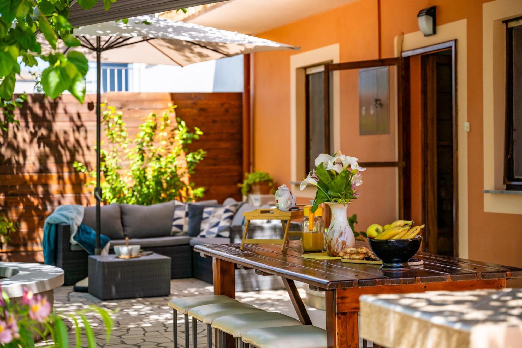 E-M Apartments With Private Pool 빈쿠란 외부 사진